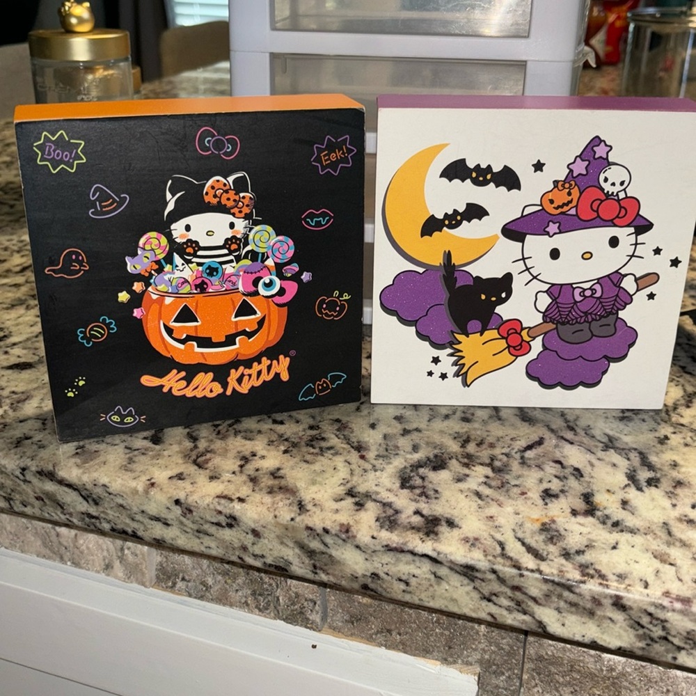 Hello kitty Halloween